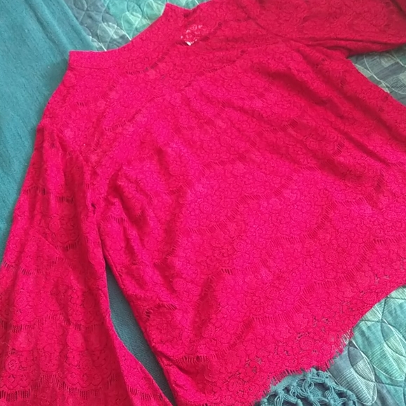 NWT NY&C Magenta Bell-sleeve Lace Blouse Sz M - Picture 3 of 6